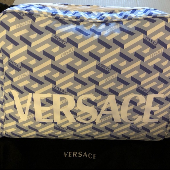 Authentic Versace Monogram Shoulder Bag - Picture 5 of 10